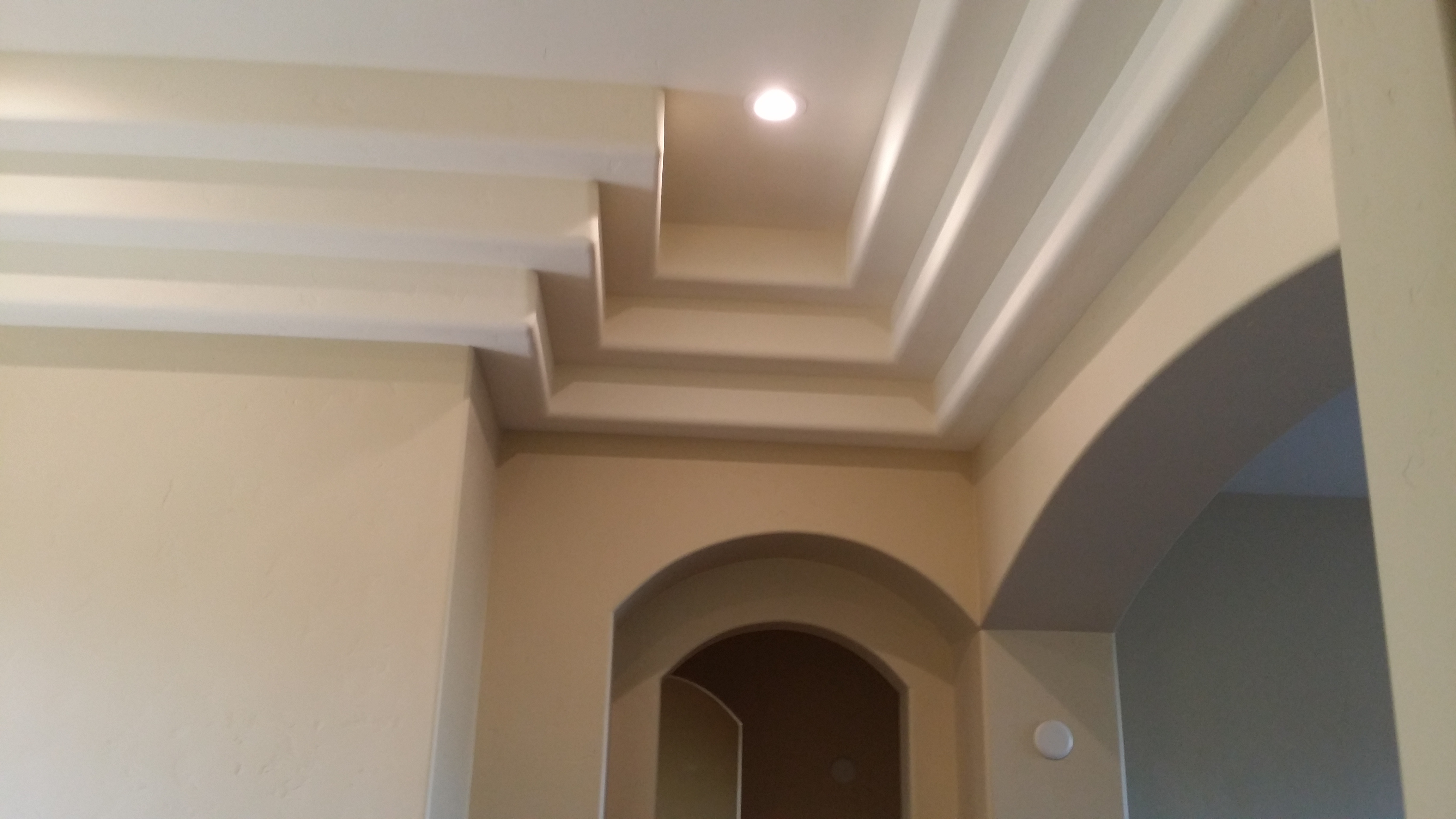Arched entry ceiling finish