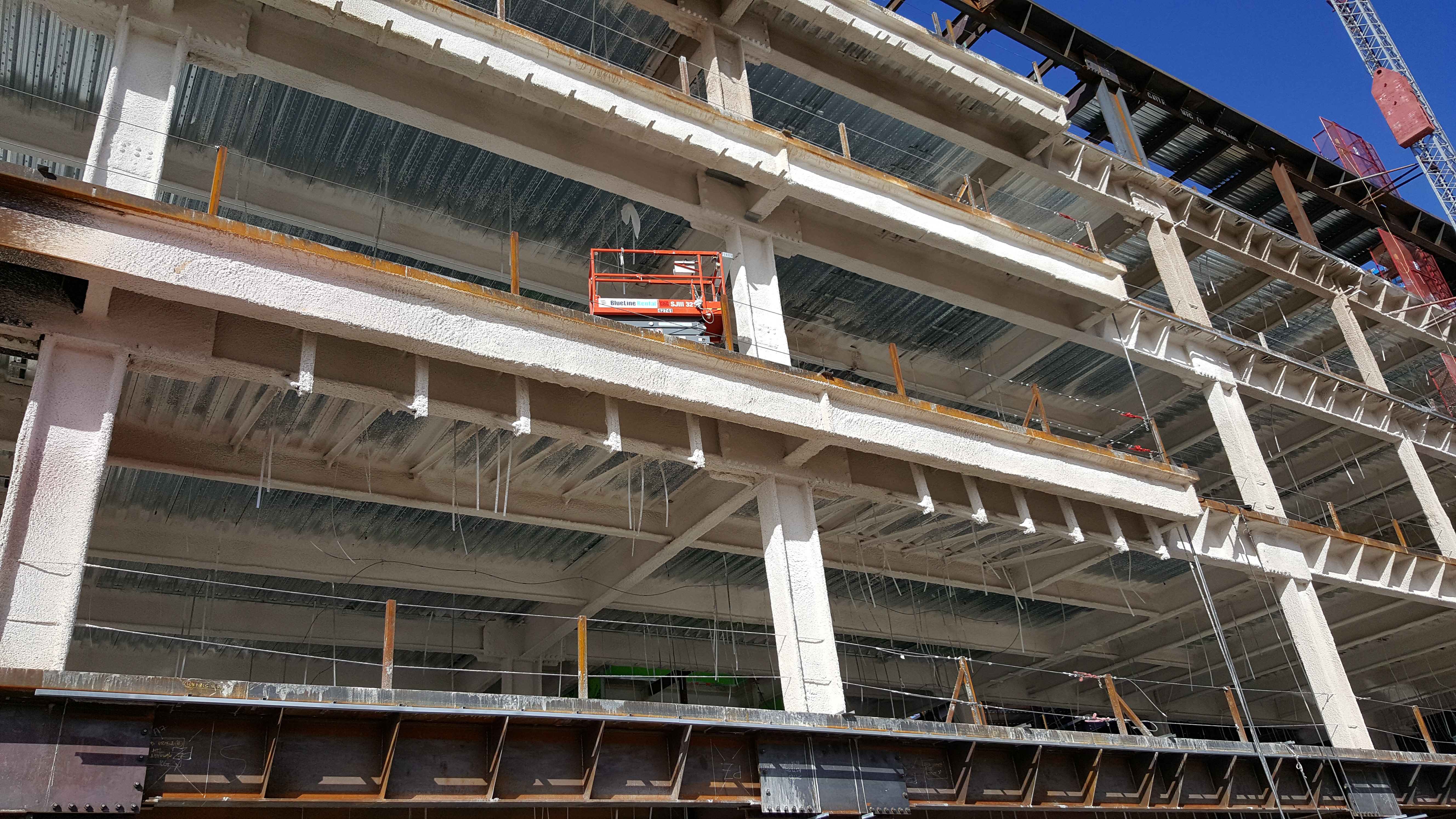 Steel deck fireproofing understructure