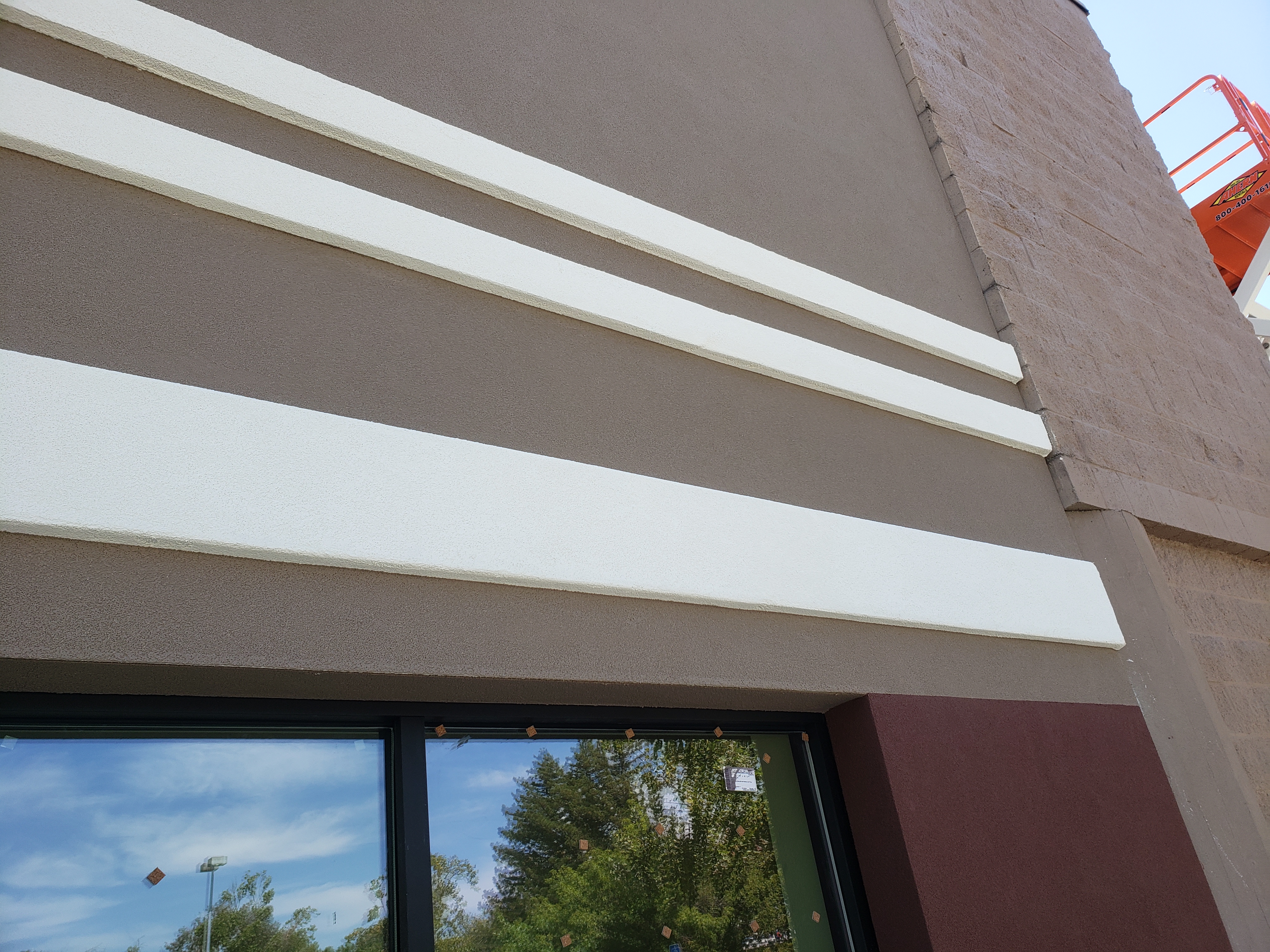 Stucco cornice detail